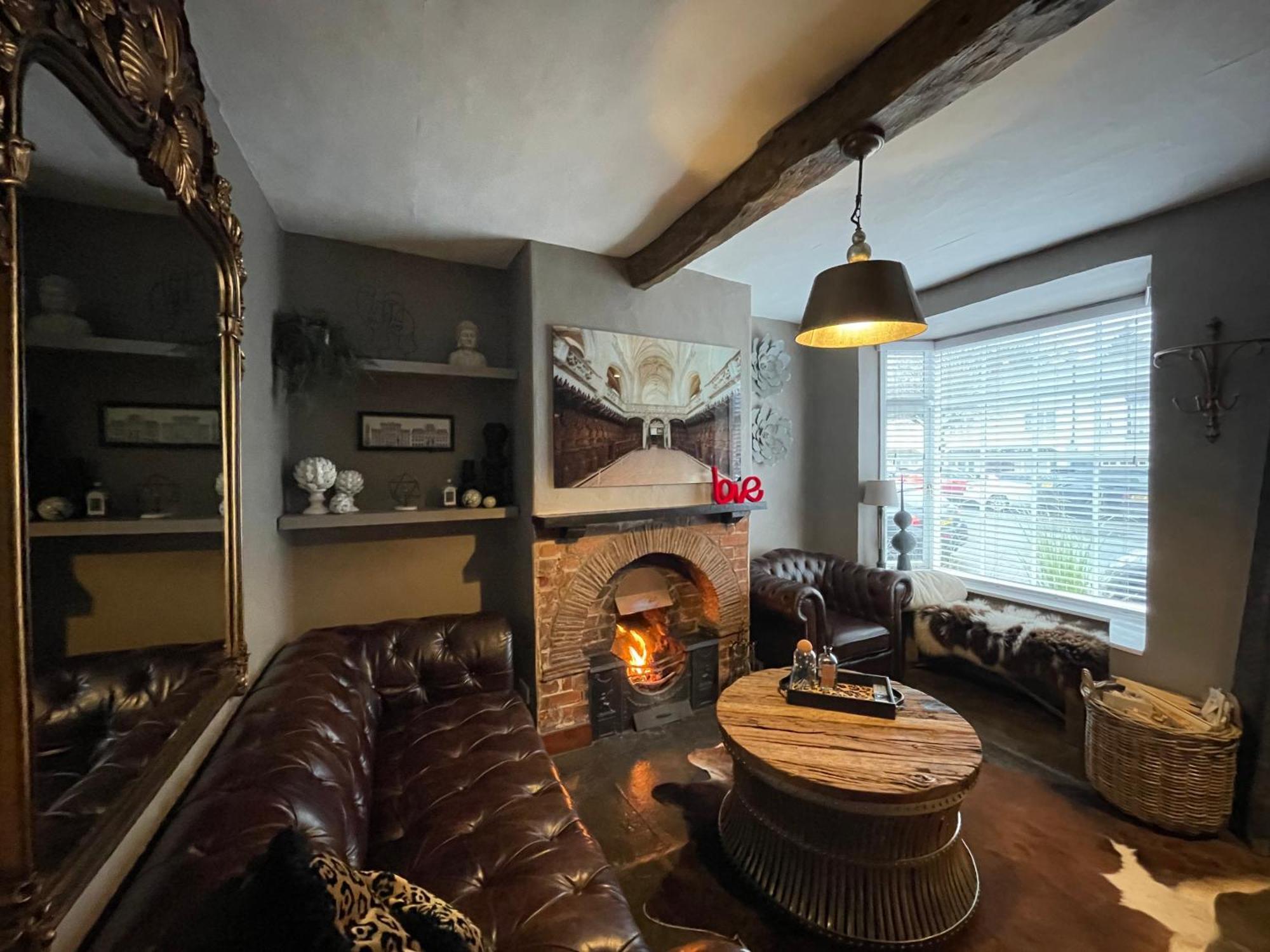 Entire Georgian Luxury Home - 3 Storey- High St Henley-In-Arden -Two Bedrooms-Sleeps 4 Dış mekan fotoğraf